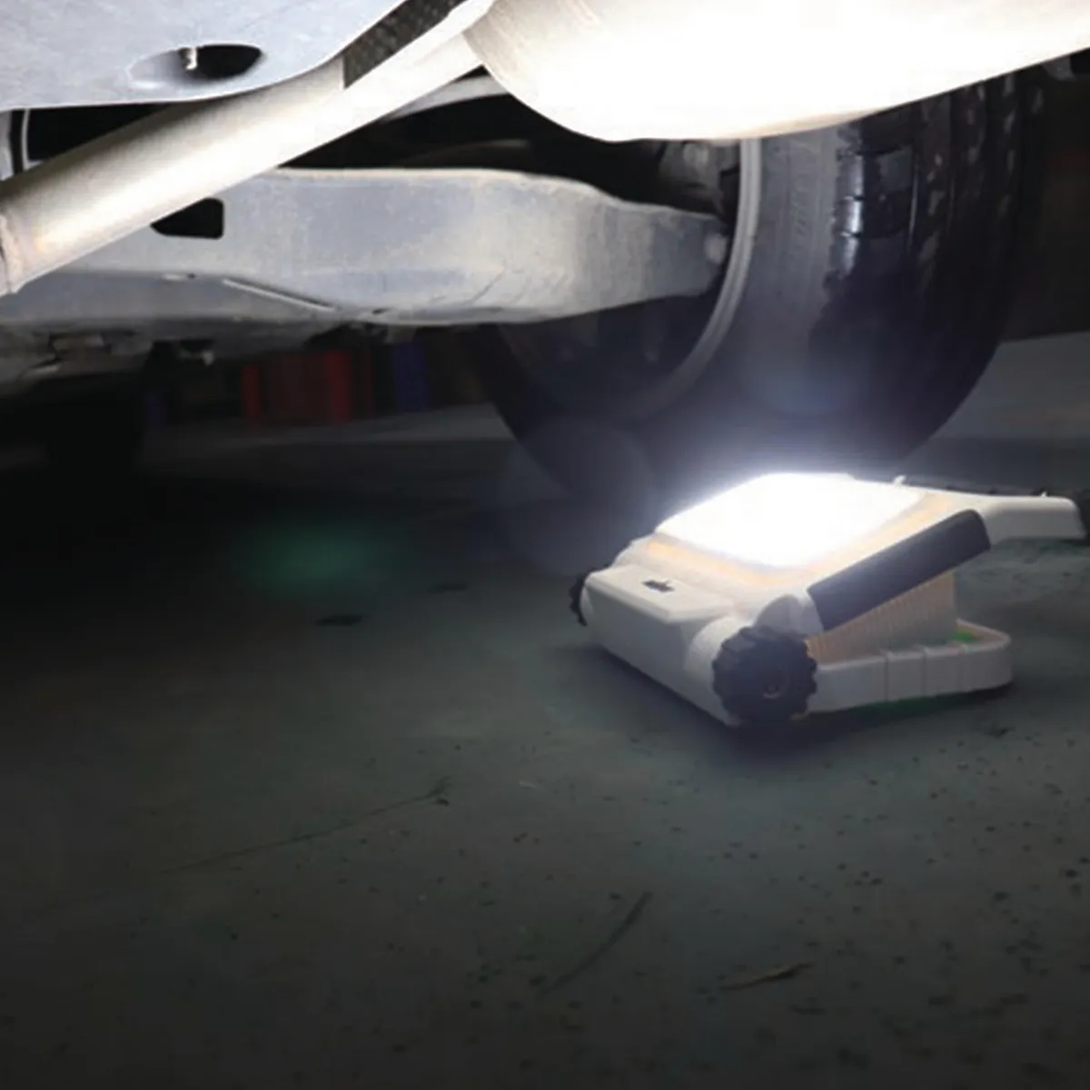 UBERMANN - Foco de Trabajo Recargable 3000 lm