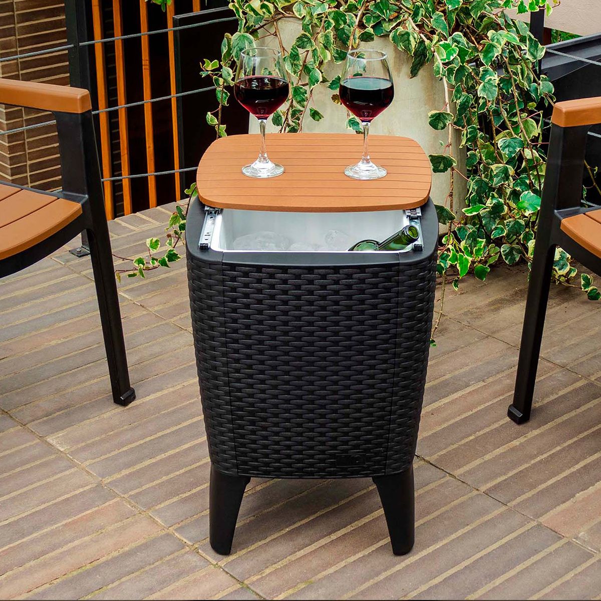 MQ - Mesa Cooler Cuadrada Polipropileno 41.5x58x41.5 cm Café/ Negro