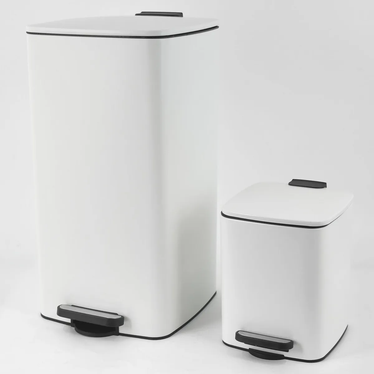 JUST HOME COLLECTION - Set Basureros Metálicos 30 L/5 L Blanco