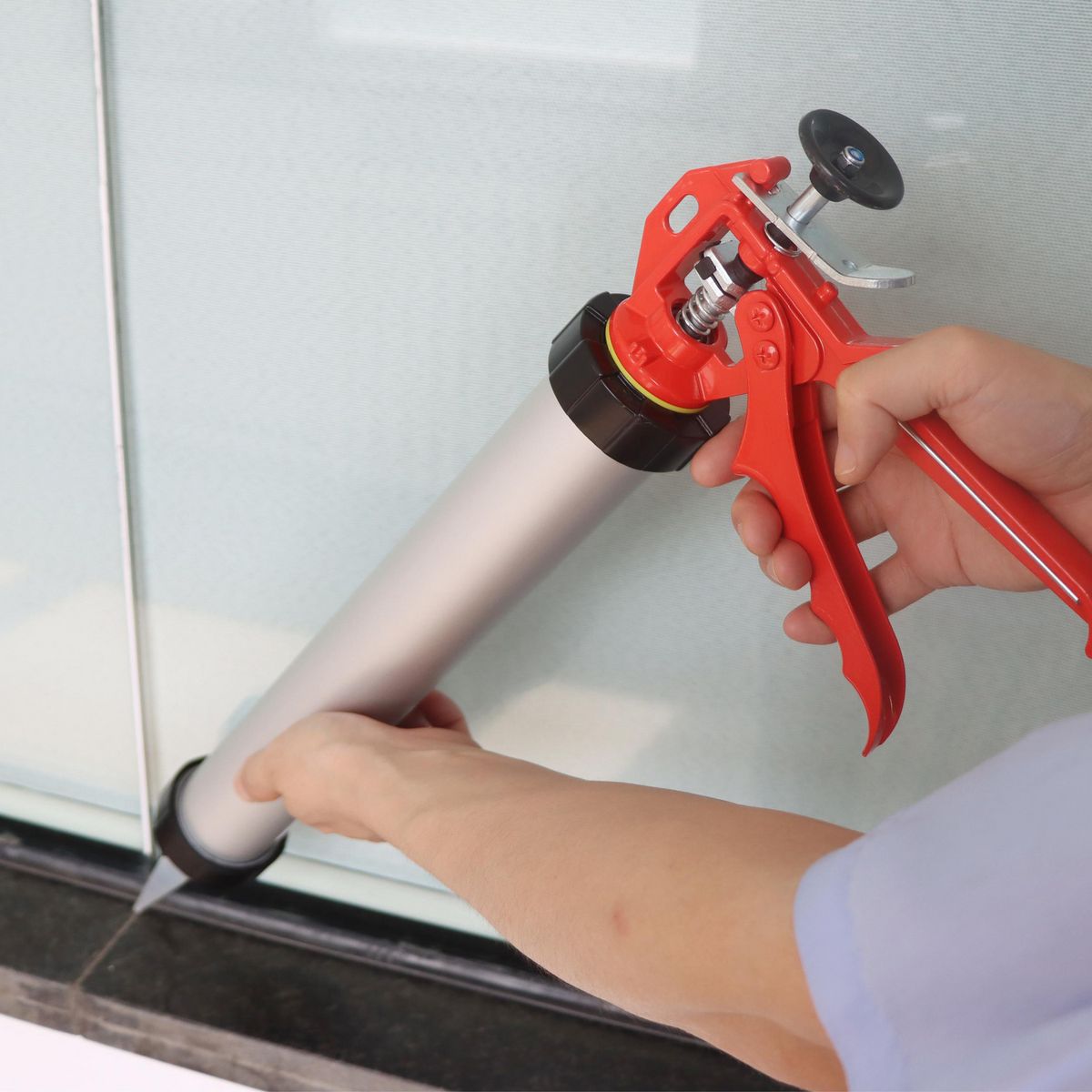 TOPEX - Pistola Calafatera Topex 600 ml Aplicación Sellador