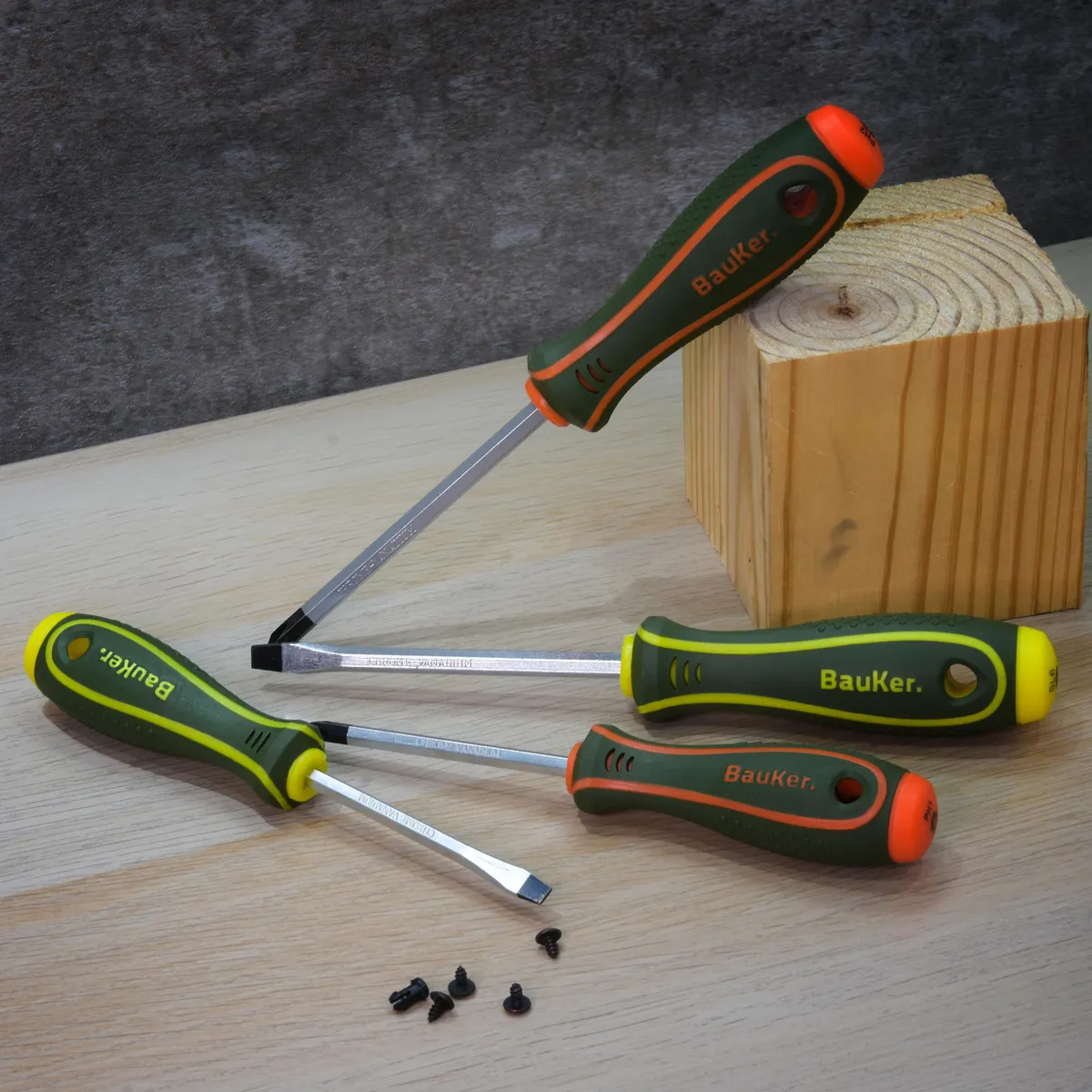 BAUKER - Set de destornilladores acero 4 unidades