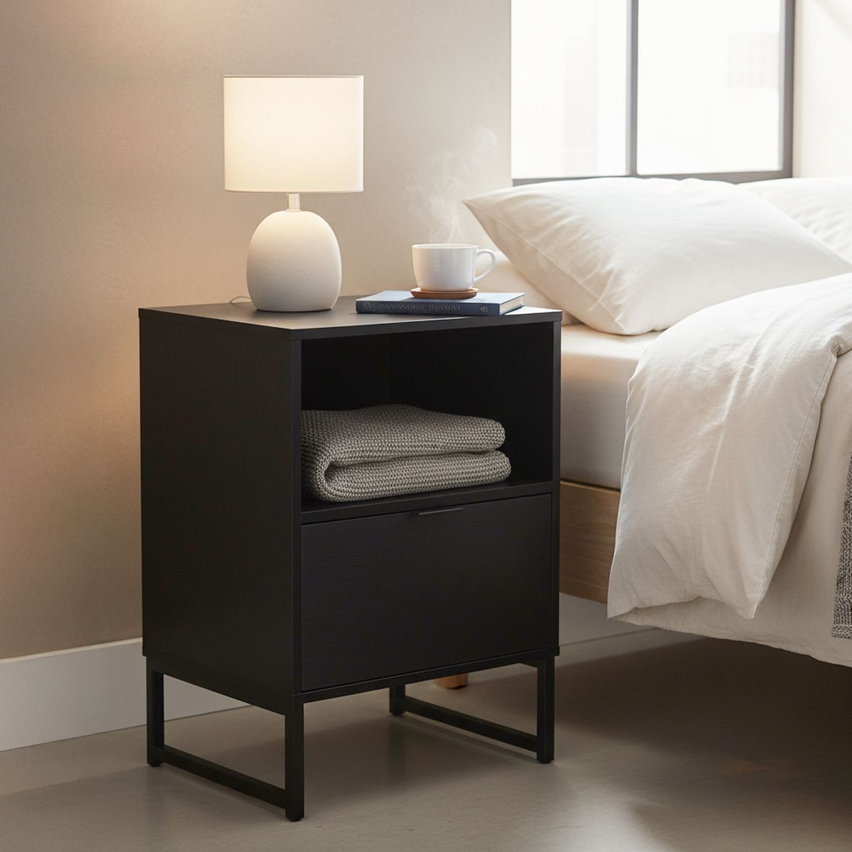 JUST HOME COLLECTION - Velador 1 Cajón(es) Francia 39.4x70.5x48.3 cm Negro