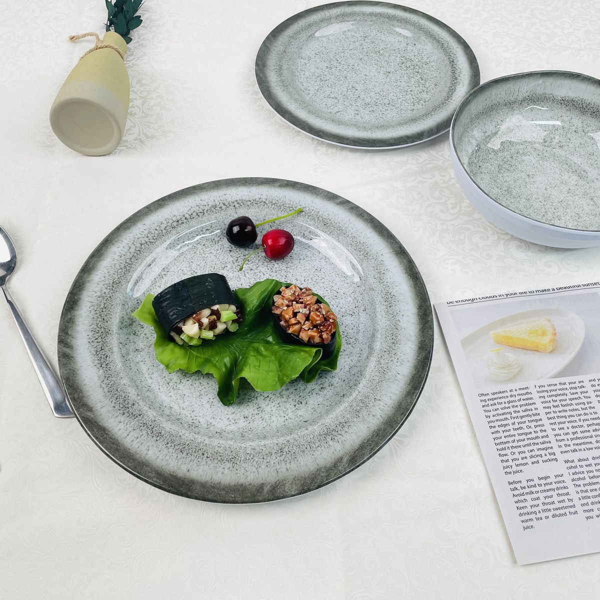 JUST HOME COLLECTION - Plato Melamina Gris 28 cm