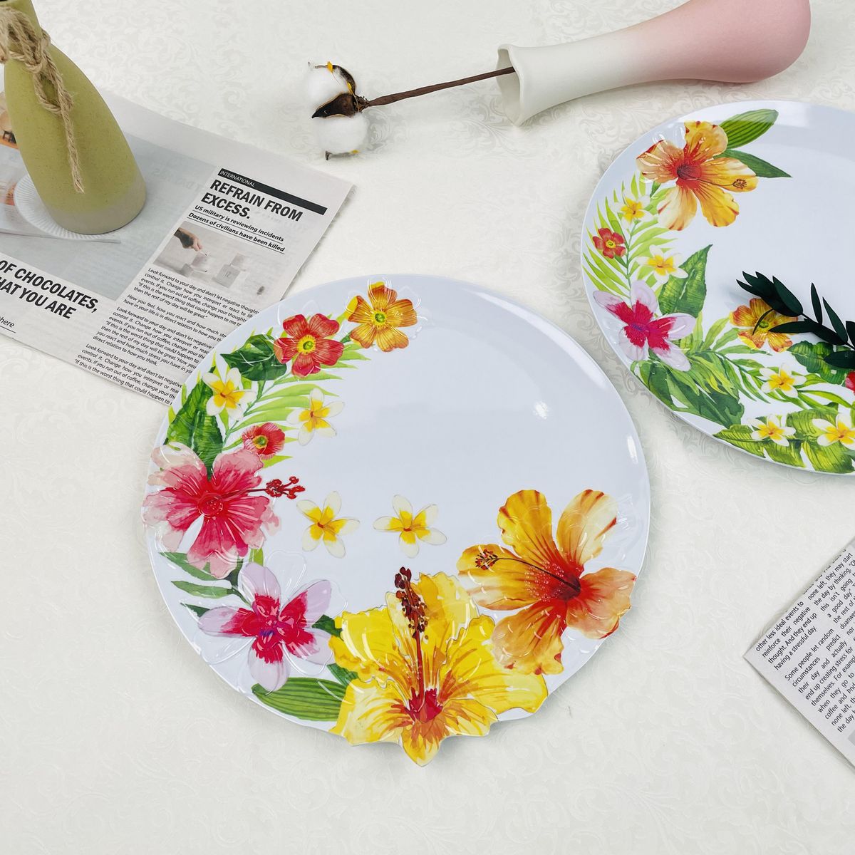 JUST HOME COLLECTION - Plato melamina flores 28x27 cm