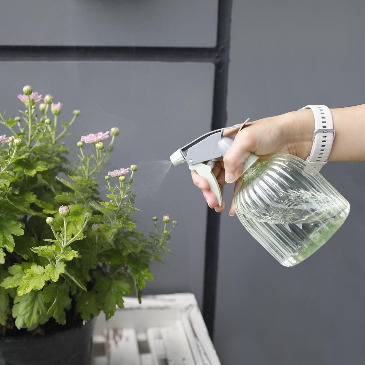 ERGO - Pulverizador atomizador 600 ml. Color surtido