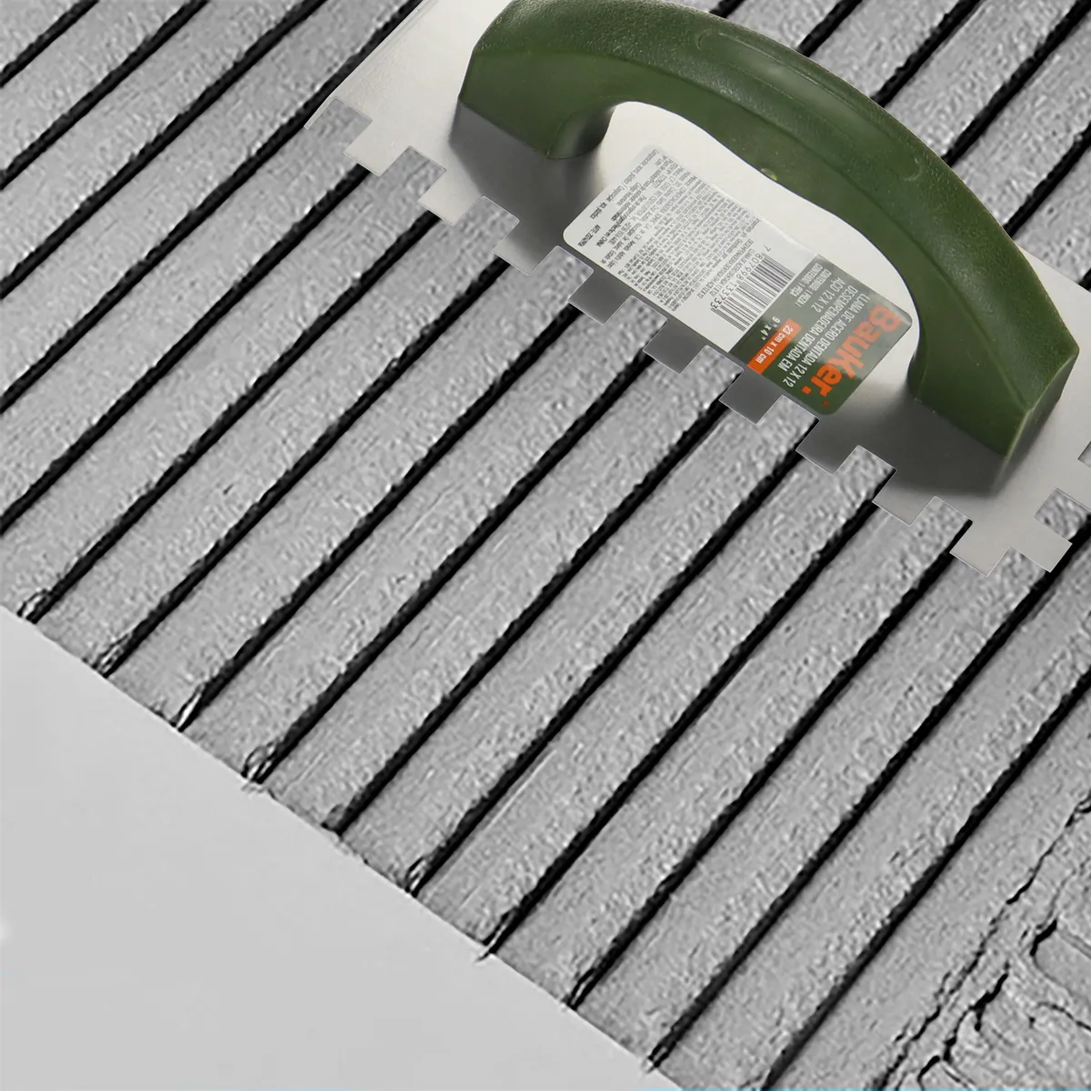 BAUKER - Llana Acero Económica 12x12 cm