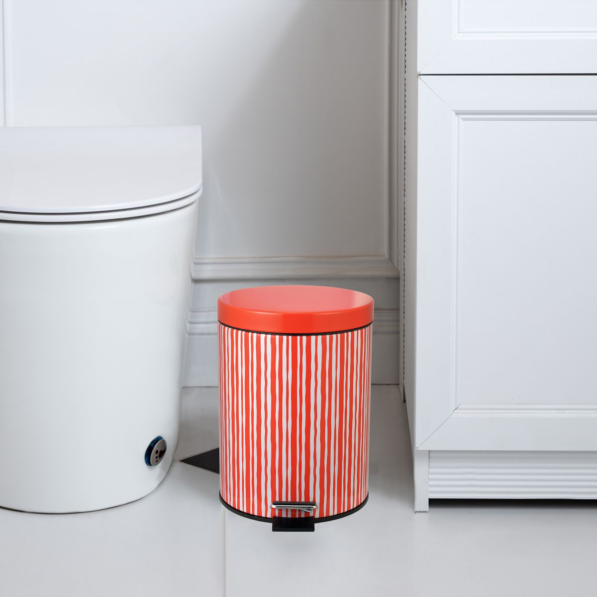 CASA BONITA - Papelero 5 Litros Metal Rojo y verde