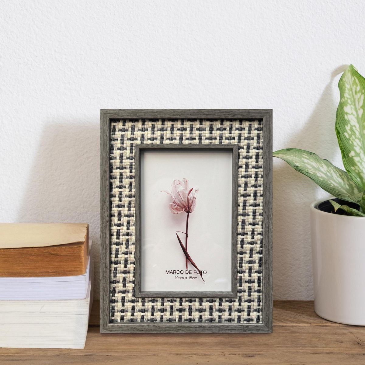 JUST HOME COLLECTION - Marco de Foto Mad Text 10x15 cm Gris Plástico