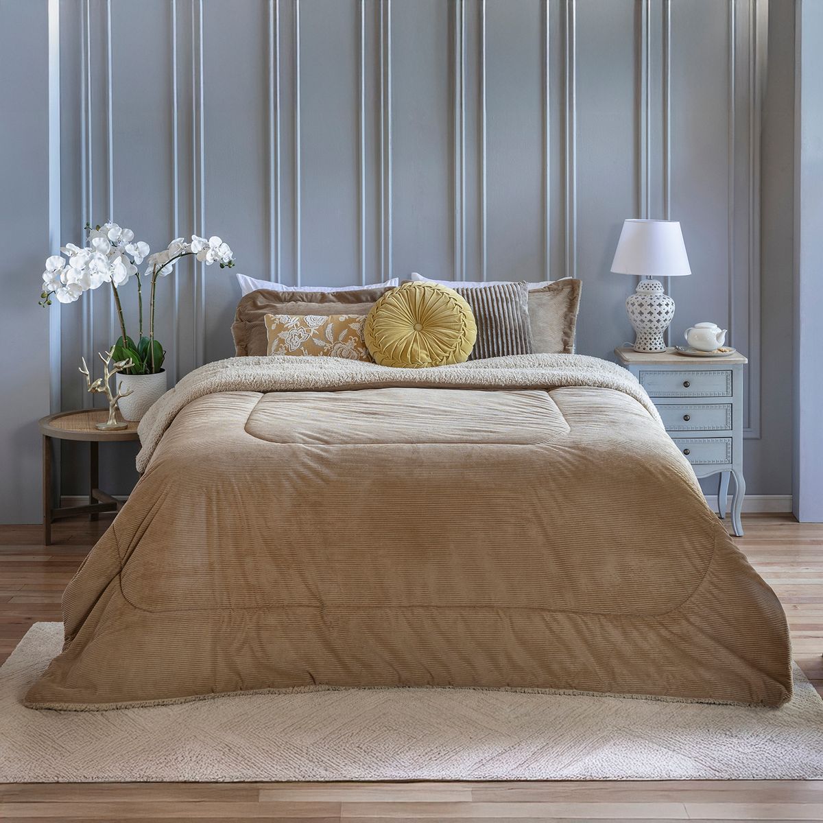 JUST HOME COLLECTION - Plumón Clasico Beige