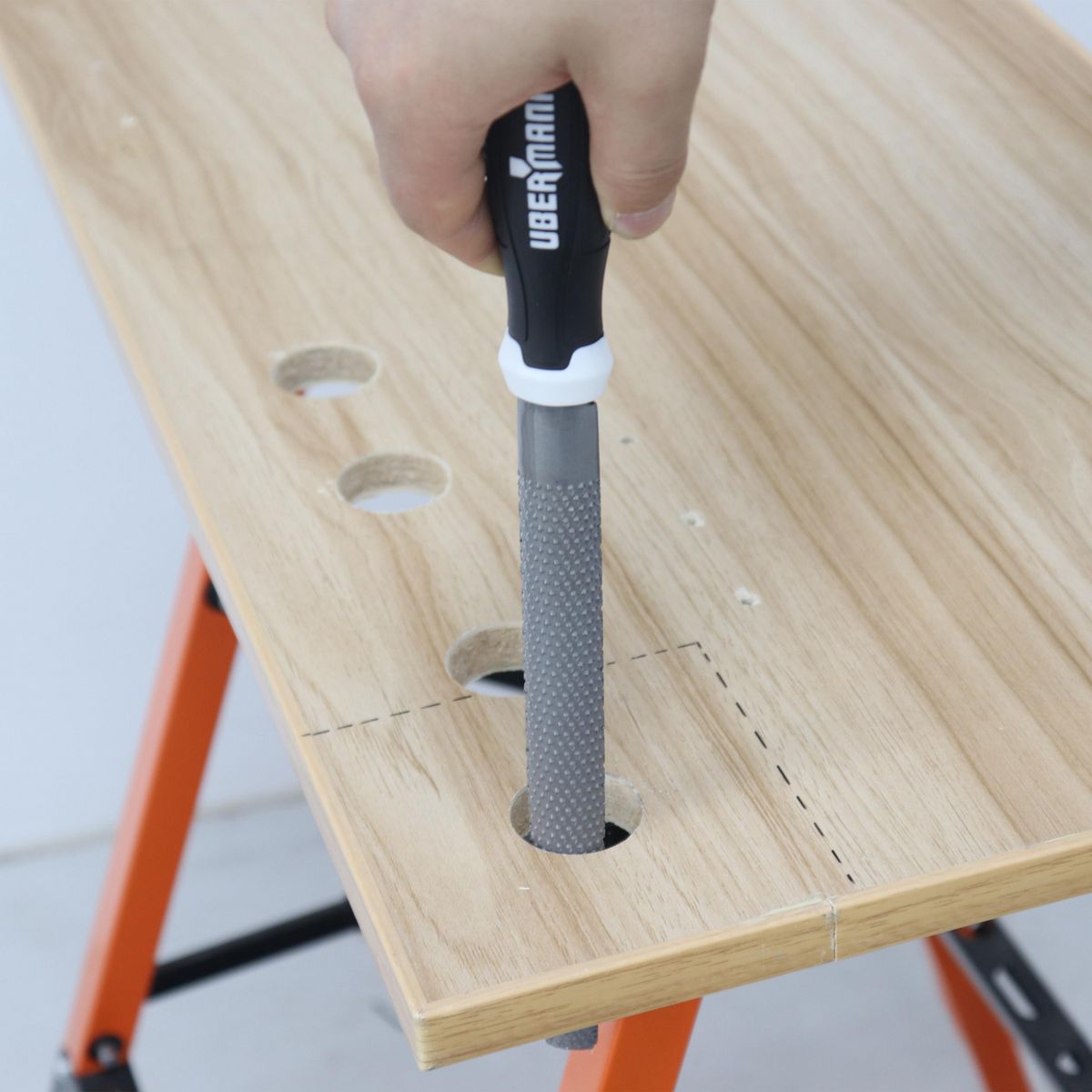 UBERMANN - Escofina media caña 8" acero