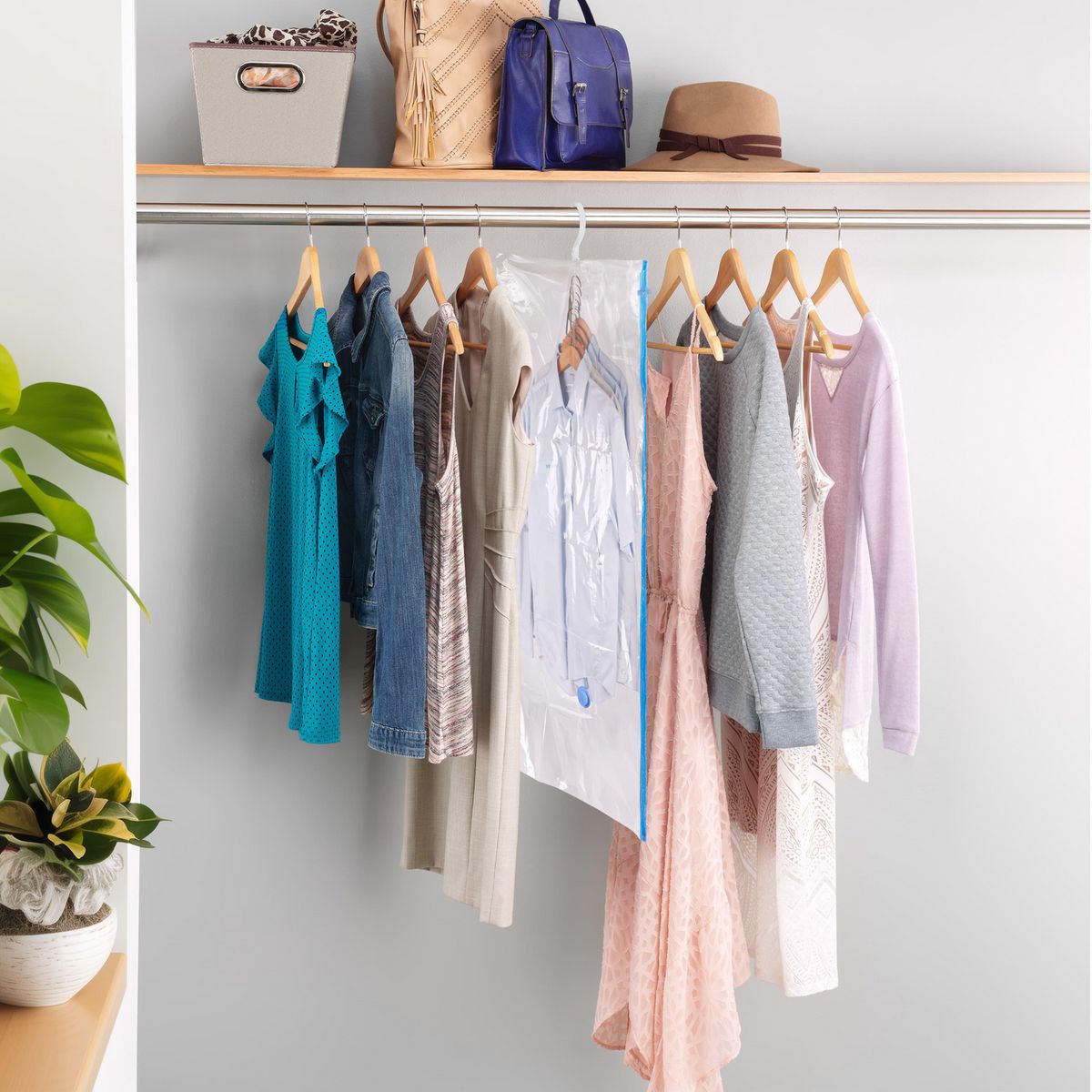 JUST HOME COLLECTION - Bolsa Almacenaje al Vacío Ropa L