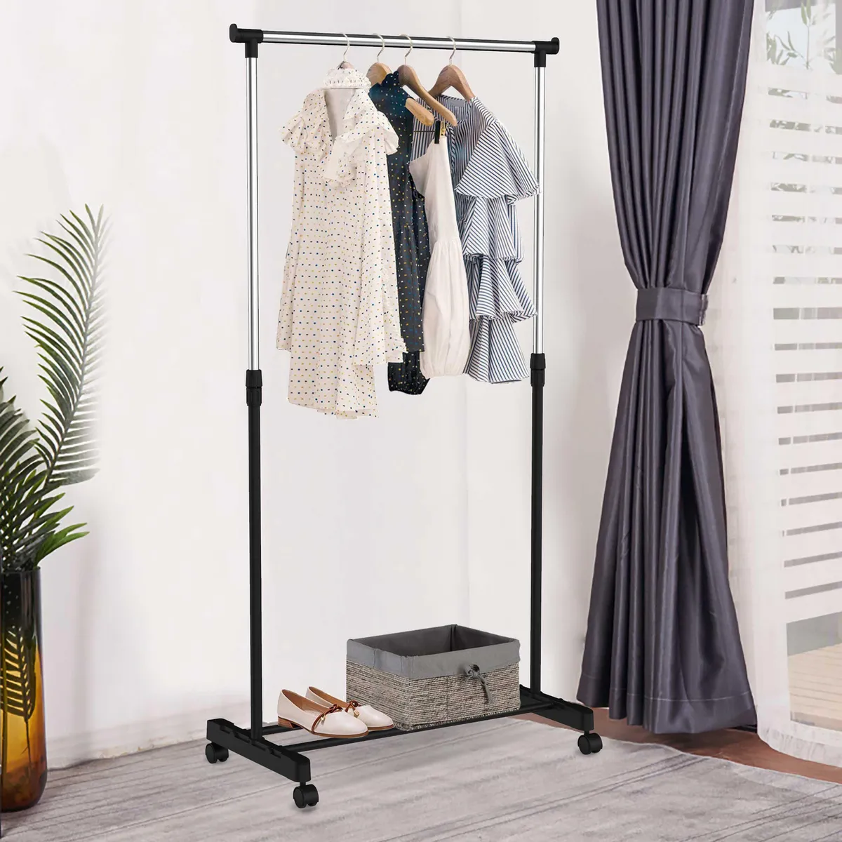 JUST HOME COLLECTION - Perchero una Barra con Ruedas Metal Negro