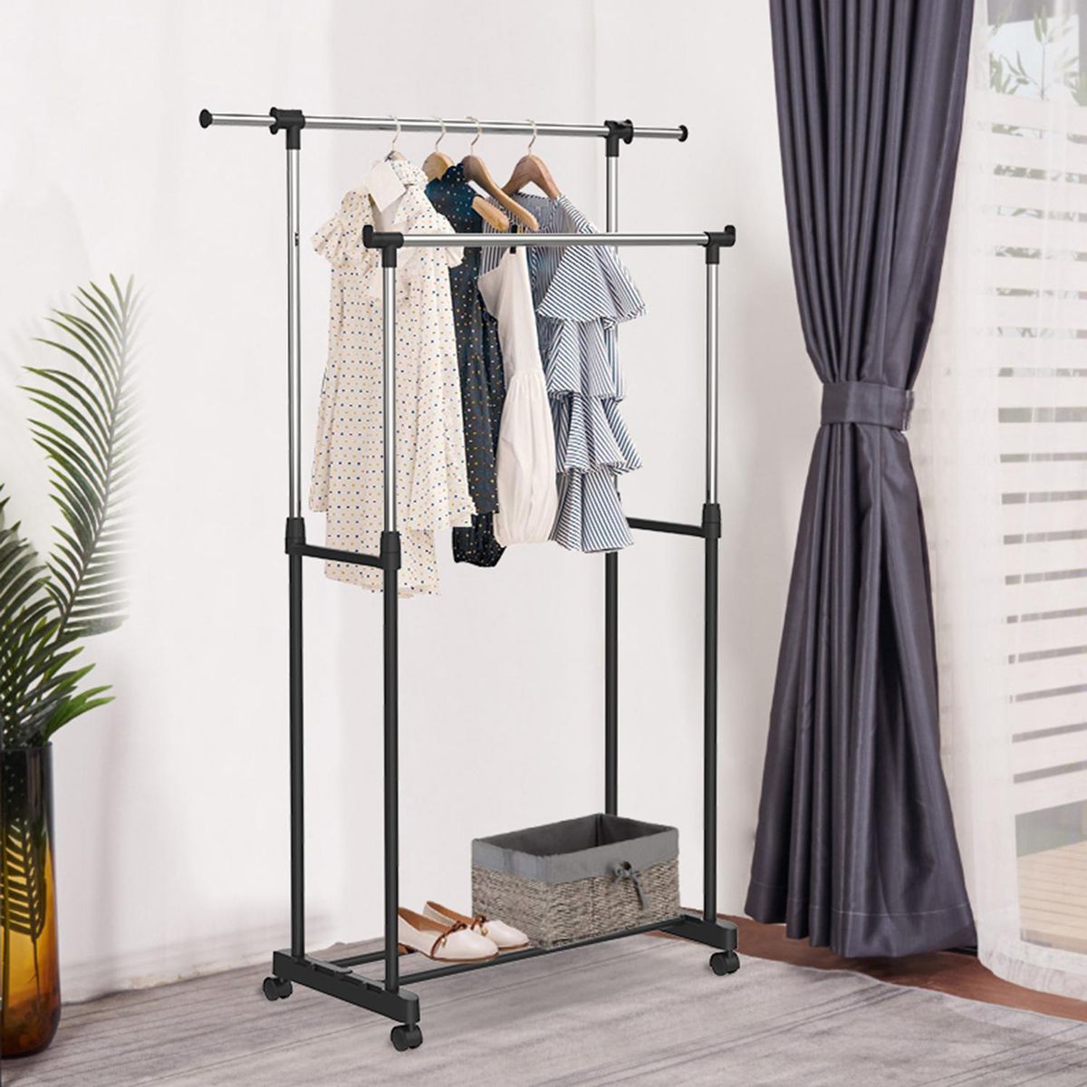 JUST HOME COLLECTION - Perchero Doble Barra con Ruedas Metal Negro