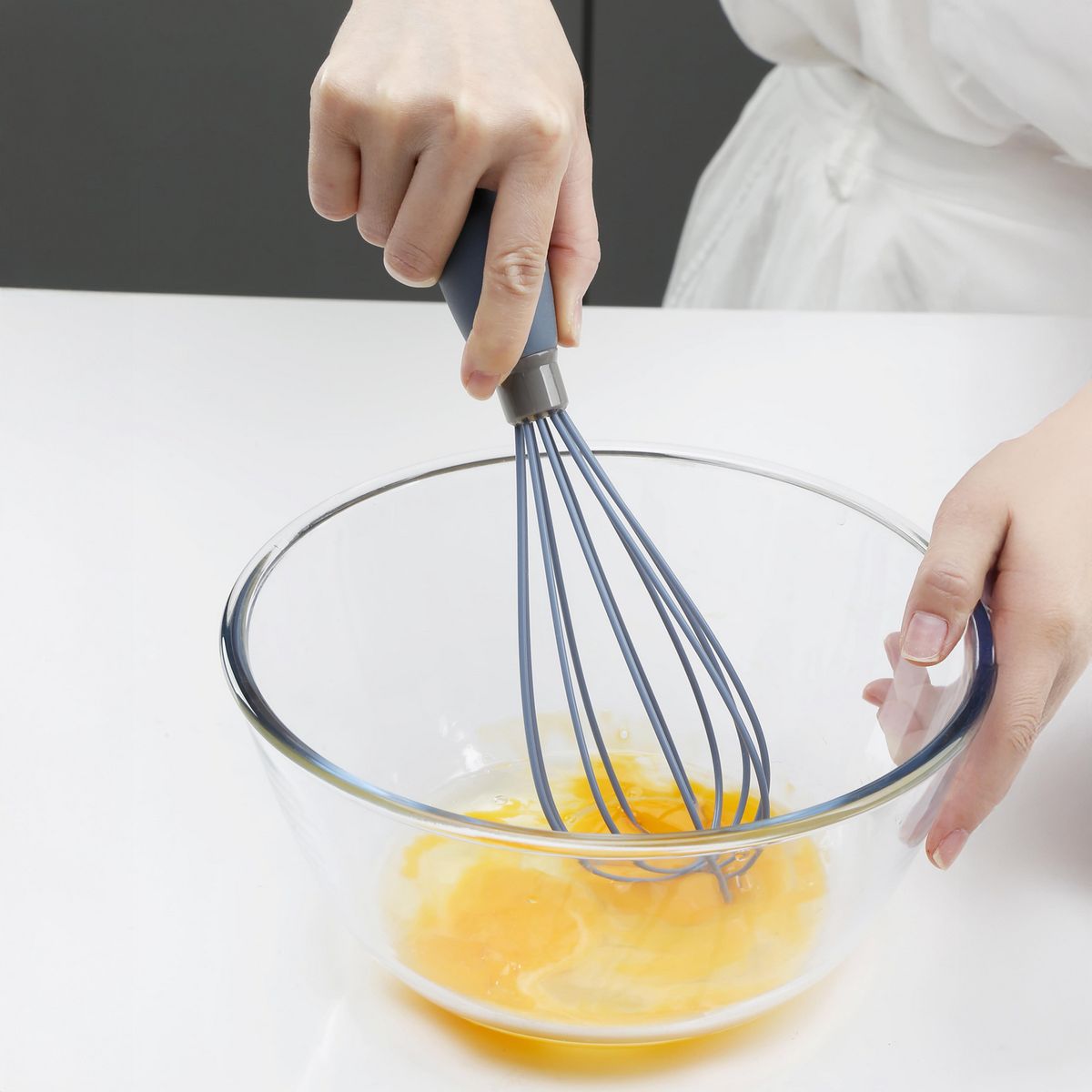 JUST HOME COLLECTION - Batidor Silicona Azul