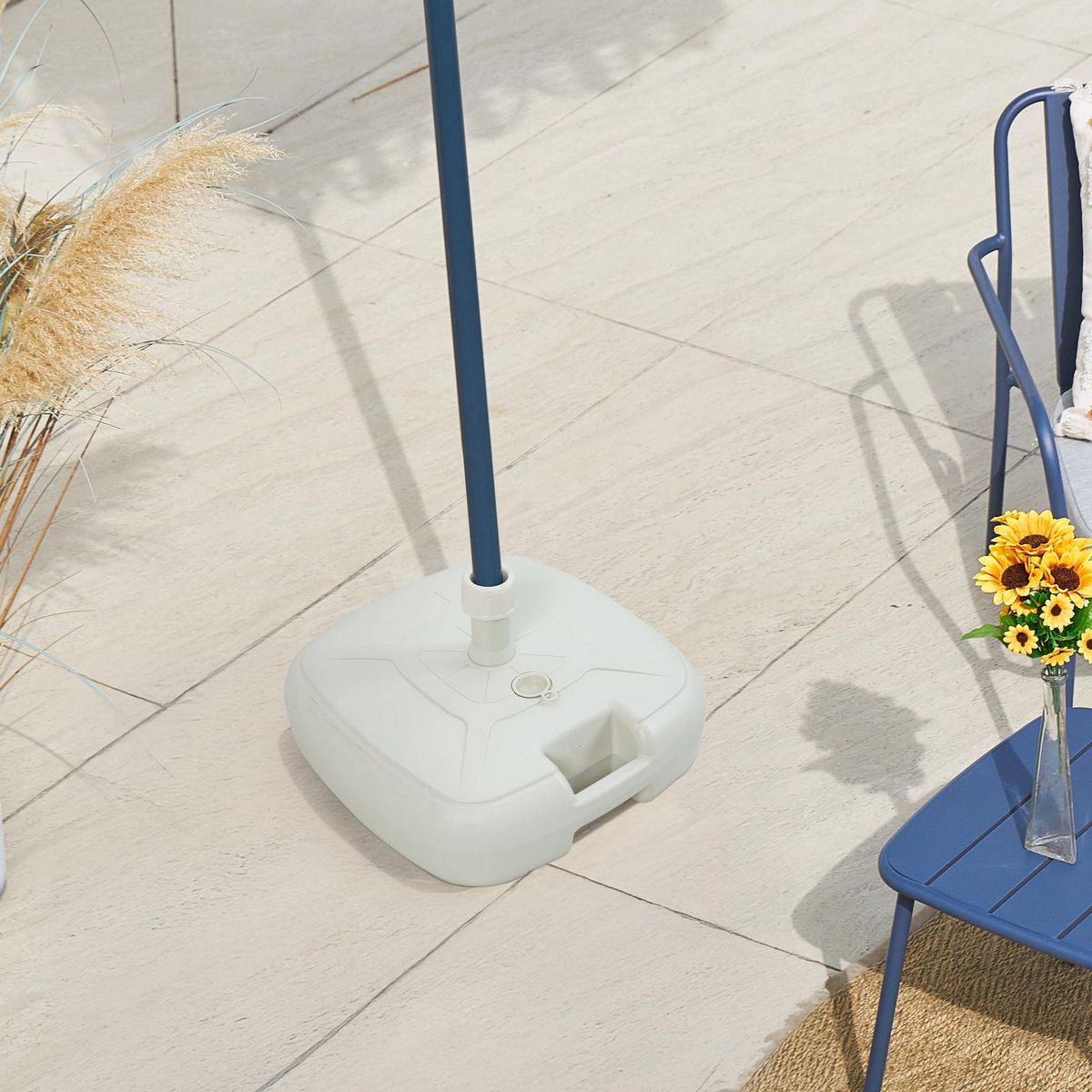 JUST HOME COLLECTION - Base para Quitasol 20 l Resina Blanca