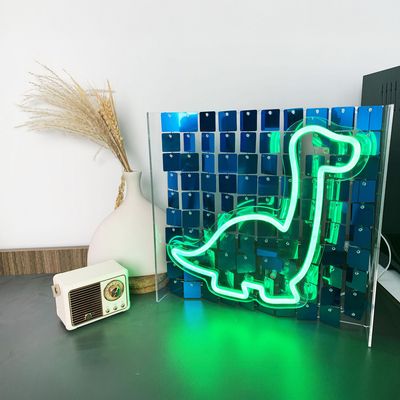 Imagen 2 del producto Lampara mesa Neon Sequin Dino Verde 30.6x30 cm