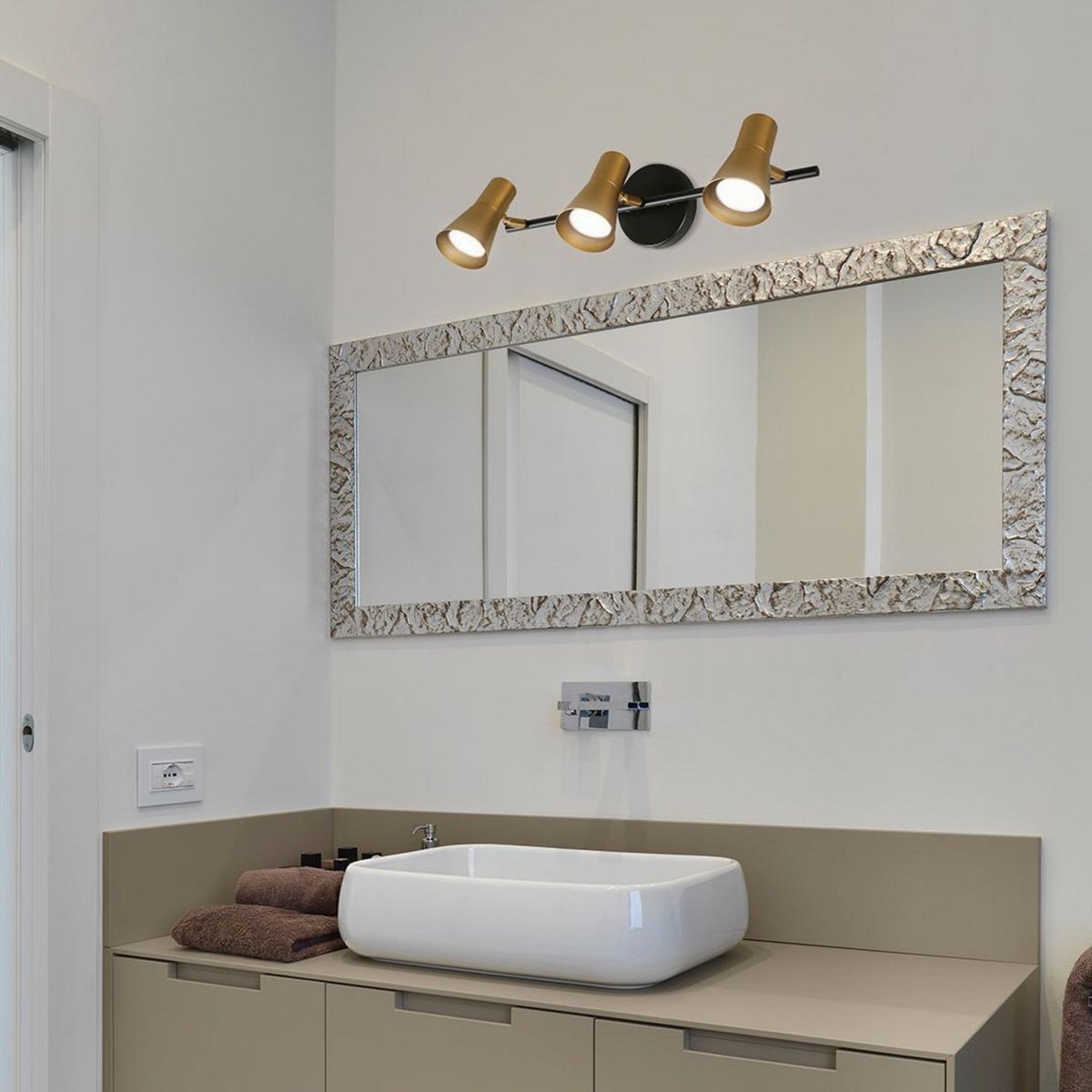 JUST HOME COLLECTION - Barra Eldani 3 Luces Metal Amarillo