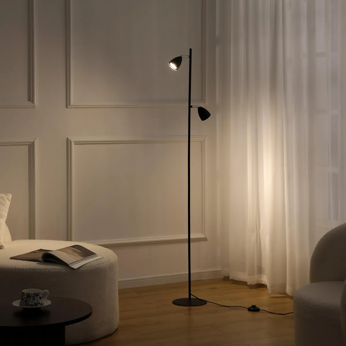 JUST HOME COLLECTION - Lampara de Pie Trier Negro 21x154 cm