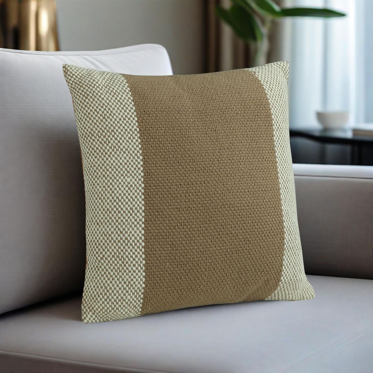 JUST HOME COLLECTION - Cojín Decorativo Rayas Café y Beige 45x45cm