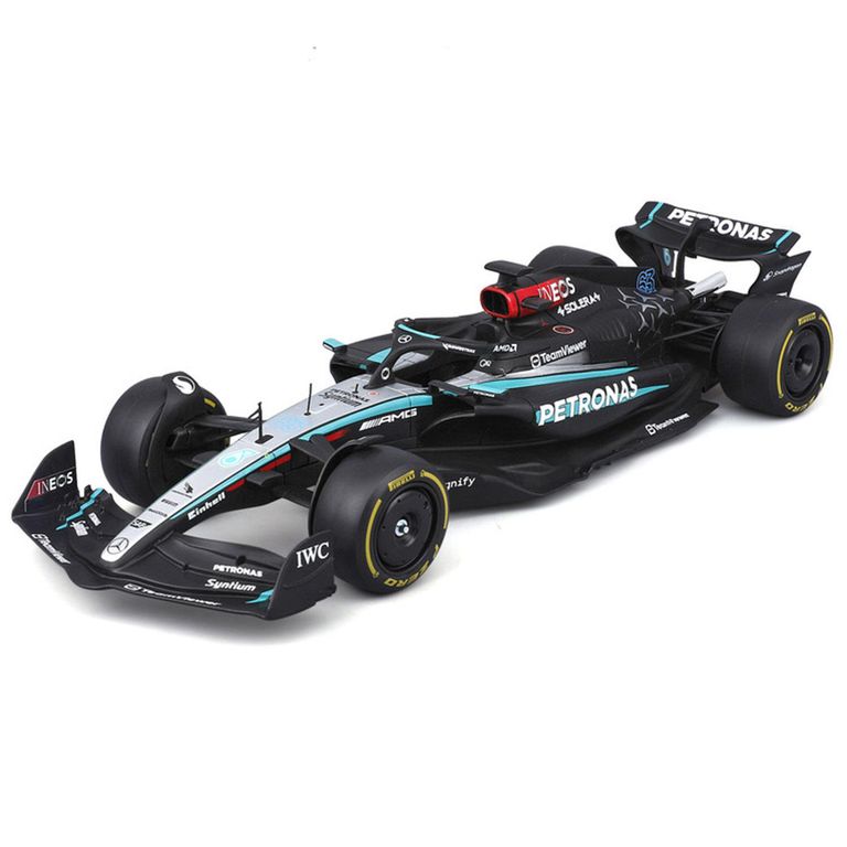 Auto F1 Mercedes W15 1:24