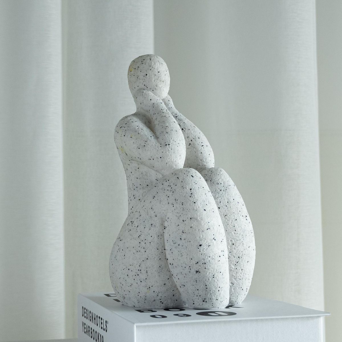 JUST HOME COLLECTION - Figura resina Blanco 22x12 cm