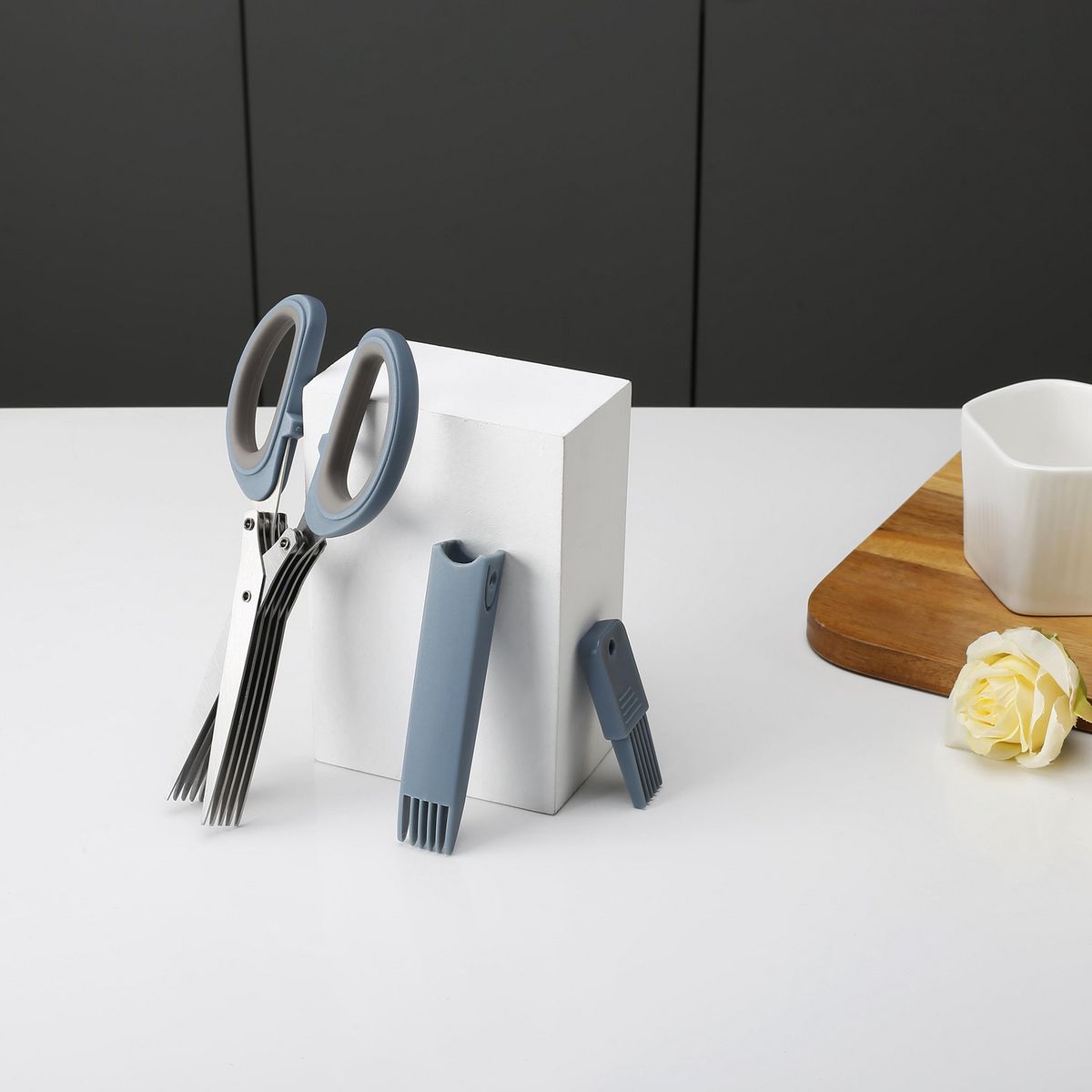 JUST HOME COLLECTION - Tijera de Cortar Hierbas azul