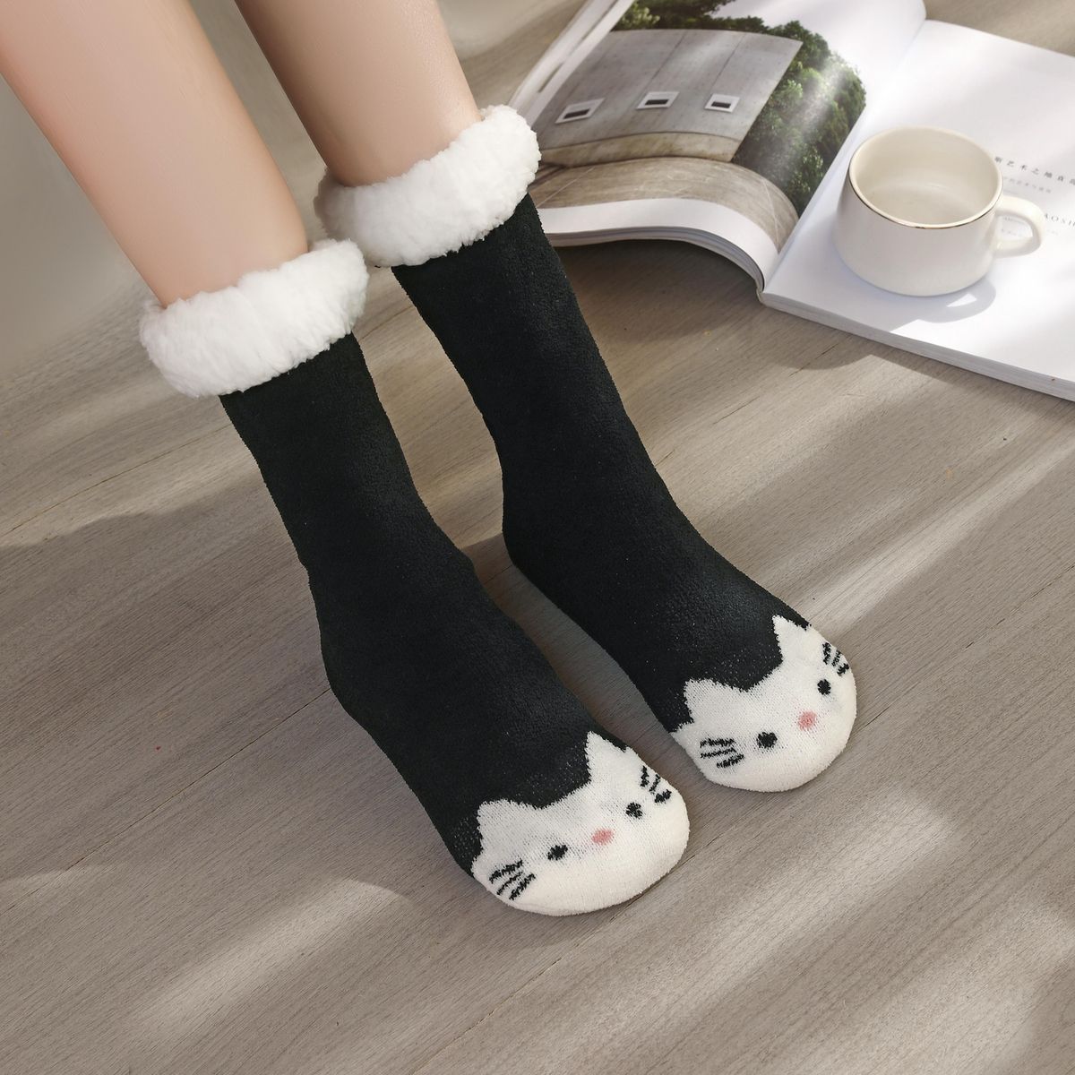 JUST HOME COLLECTION - Calcetin Tipo Pantufla Sherpa Antideslizante Animales