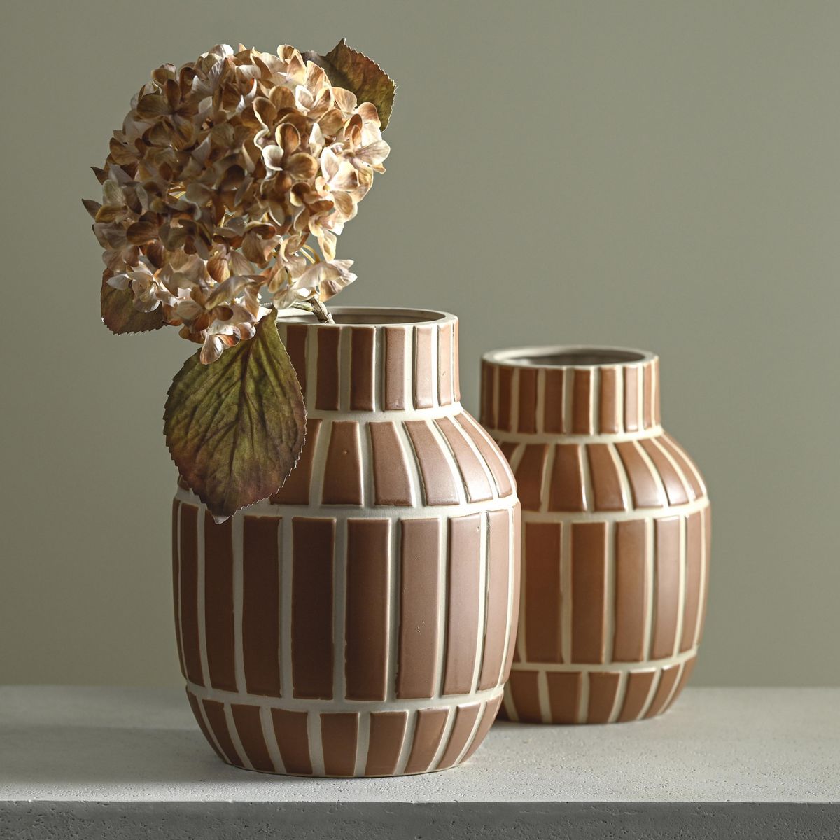 JUST HOME COLLECTION - Jarrón cerámica rayas 26 cm