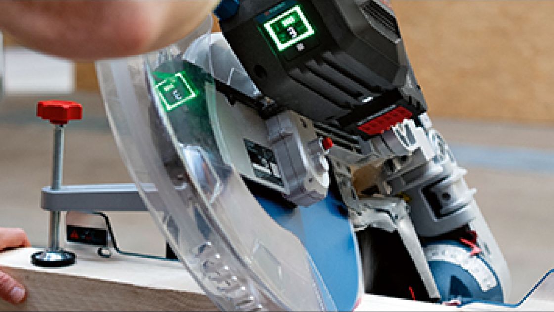 Sierra Ingleteadora Bosch GCM 18V-305 GDC BITURBO Brushless 2000W 18V, con disco