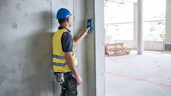 Detector y Scanner de Materiales Bosch D-TECT 200 C
