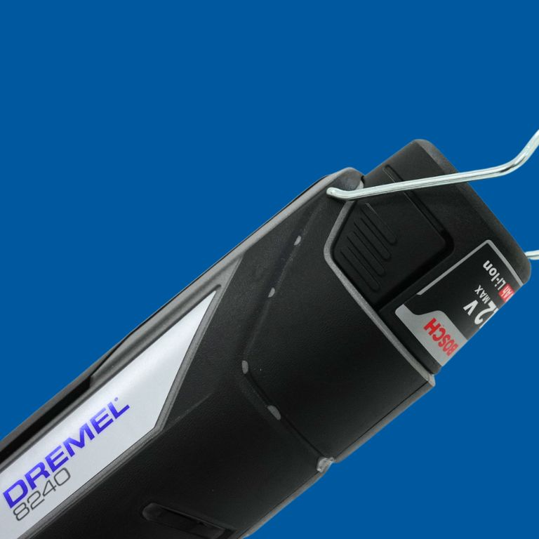 Dremel 8240 con batería de 12V