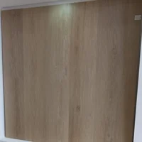 Piso Spc Titan 4+1mm Roble Cjx2.22