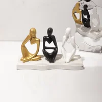 Centro de Mesa Con 3 Pensantes y Base Decorativa
