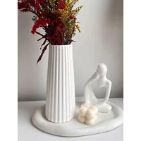 Centro de Mesa Jarrón Tridy Con Flores Black 5 Piezas