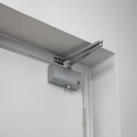 Cierra Puertas U31
