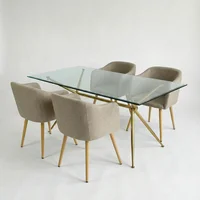 Juego de Comedor Ámbar 4 Puestos Mesa Rectangular Brie Cristal Templado y Dorado Con Sillas Beige