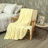 Cobija Texture Amarillo 180x200cm Fondo Entero