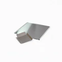 Tabla para Picar Con Bordes Antiderrame Con Recogedor de Alimentos En Acero Inoxidable de 38 cm x 38 cm