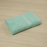 Toalla de Cuerpo Premium Azul Cielo 70x140cm Fondo Entero