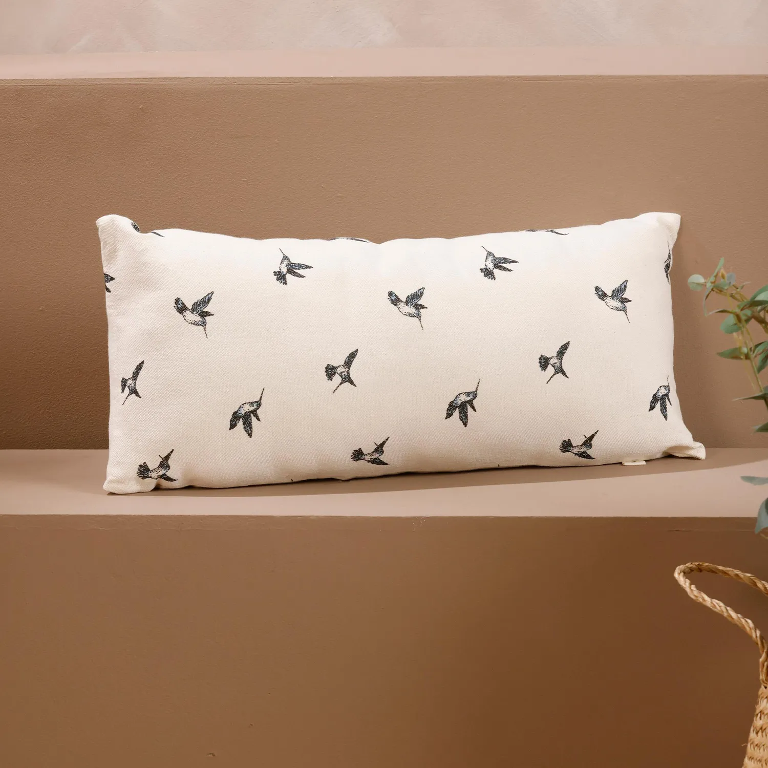 Cojín Rectangular Colibrí 30x60 cm Colección by Mabel Cartagena