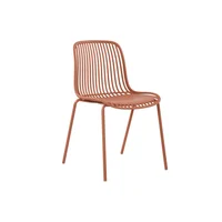 Silla Barcelona Color Rojo con Espaldar En Lineas Diseño Moderno