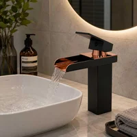 Grifería Lavamanos Bajo Cascada Negro-Oro Rosa