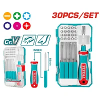 Juego de Puntas y Destornilladores + Accesorios en Estuche 30 Piezas Total Tools