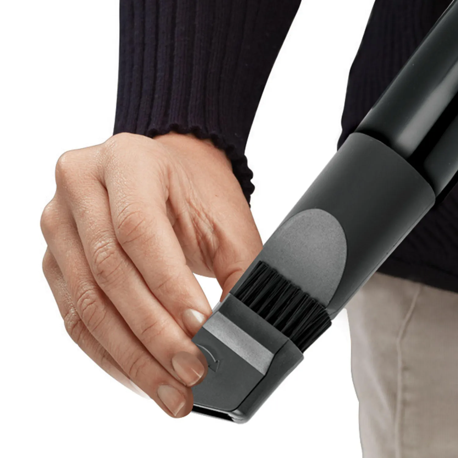Aspiradora BLACK+DECKER 1800W Bolsa Roja VCBD603 5