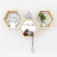 Repisa Hexágono 35x31cm Hojas Blanco