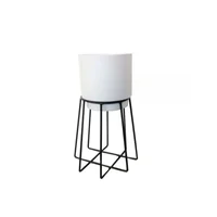 Base Con Patas Para Matera Metal Milan Negro 14X32X32Cm + Matera Blanco