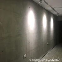 Microcemento Rustic  Para Fachadas, Muros Y Pisos En Color Gris Claro 20 Kg
