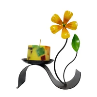 Candelabro de Mesa Ola Café con Flor Mostaza