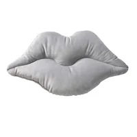 Cojín Labios Beso Banzay Gris