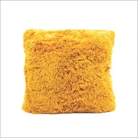 Funda Para Cojín Peludo Amarillo